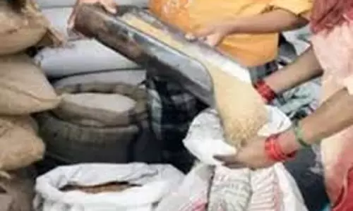 Farrukhabad: 10 जून तक नि:शुल्क वितरित किया जायेगा समस्त अन्त्योदय एवं पात्र गृहस्थी कार्डधारकों राशन Farrukhabad: 10 जून तक नि:शुल्क वितरित किया जायेगा समस्त अन्त्योदय एवं पात्र गृहस्थी कार्डधारकों राशन