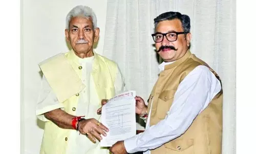 जोरावर सिंह ने LG से मुलाकात की