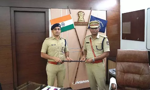 डॉ. अरुण के ने दक्षिण कन्नड़ के नए SP का पदभार संभाला डॉ. अरुण के ने दक्षिण कन्नड़ के नए SP का पदभार संभाला