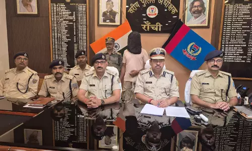 Ranchi: मुंगेर से हथियार लेकर आया युवक अरेस्ट, इलेक्ट्रिशियन का करता था काम