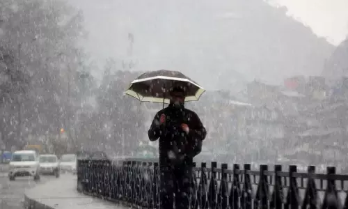 J&K में मध्यम से भारी बारिश और तेज़ हवाएं चलने की संभावना