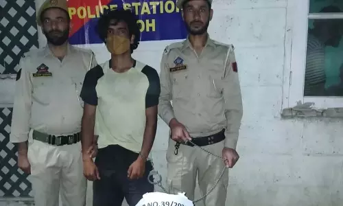 Kulgam में प्रतिबंधित मादक पदार्थ के साथ एक तस्कर गिरफ्तार
