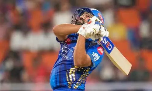 Gujarat Titans के फील्डरों की ‘बटर फिंगर्स’ से परेशानी के कारण रोहित शर्मा को जीवनदान मिला