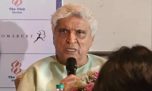 भावना सोमाया की किताब के लॉन्च पर जावेद अख्तर ने की विस्फोटक टिप्पणी