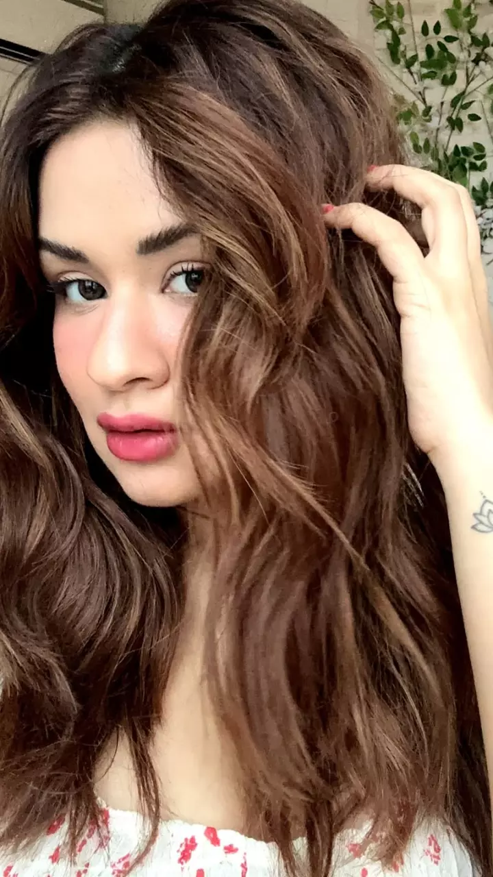 Avneet Kaur ने लगाया ग्लैमर का तड़का