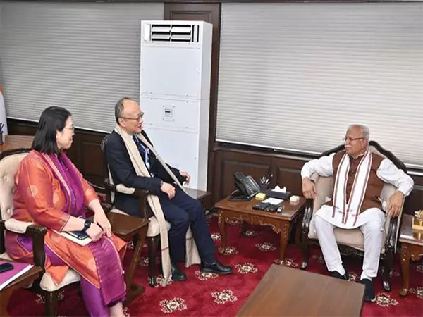 केंद्रीय मंत्री Manohar Lal Khattar ने एशियाई विकास बैंक के अध्यक्ष मसातो कांडा से मुलाकात की केंद्रीय मंत्री Manohar Lal Khattar ने एशियाई विकास बैंक के अध्यक्ष मसातो कांडा से मुलाकात की