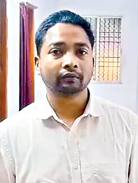 सार्वजनिक स्वास्थ्य विभाग के SE गिरफ्तार सार्वजनिक स्वास्थ्य विभाग के SE गिरफ्तार