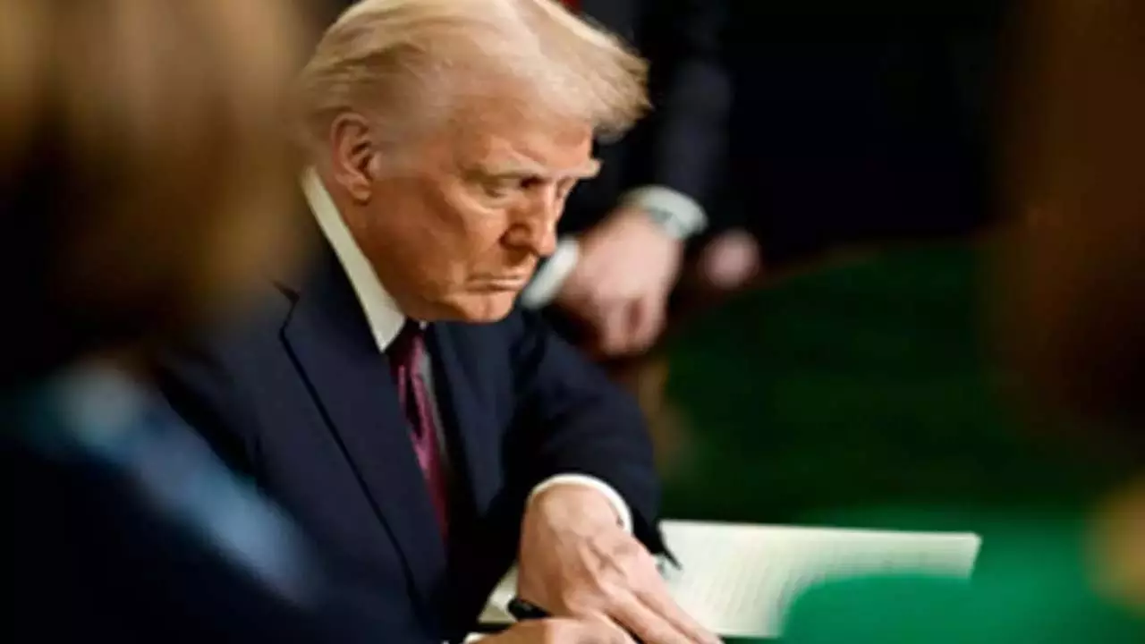 Trump अगले सप्ताह से स्टील टैरिफ को दोगुना करके 50 प्रतिशत करेंगे Trump अगले सप्ताह से स्टील टैरिफ को दोगुना करके 50 प्रतिशत करेंगे
