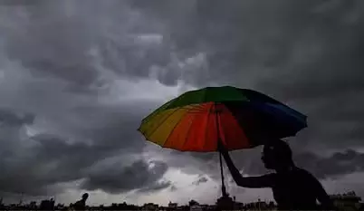 Shimla: मौसम विभाग ने आंधी, बारिश और ओलावृष्टि को लेकर ऑरेंज और येलो अलर्ट जारी किया Shimla: मौसम विभाग ने आंधी, बारिश और ओलावृष्टि को लेकर ऑरेंज और येलो अलर्ट जारी किया
