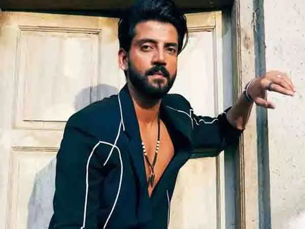 वह अधिक तस्वीरें क्यों पोस्ट कर रहे हैं, Zaheer Iqbal ने खुलासा किया वह अधिक तस्वीरें क्यों पोस्ट कर रहे हैं, Zaheer Iqbal ने खुलासा किया