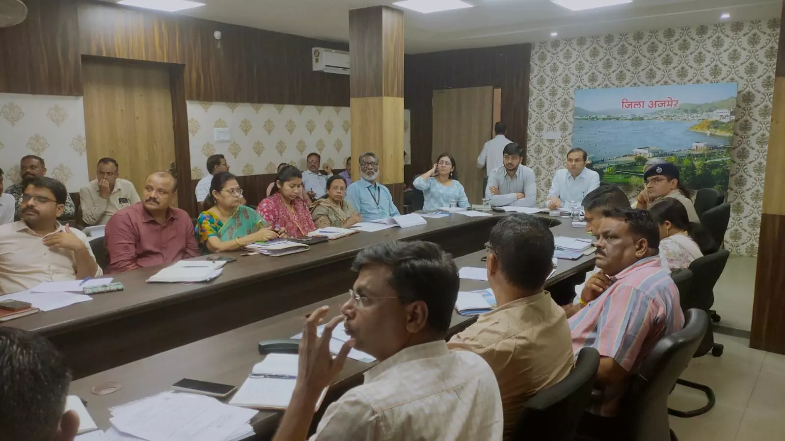 Ajmer: जल स्वावलम्बन पखवाड़ा-2025 जल संसाधन मंत्री लेंगे सोमवार को संभागीय बैठक Ajmer: जल स्वावलम्बन पखवाड़ा-2025 जल संसाधन मंत्री लेंगे सोमवार को संभागीय बैठक