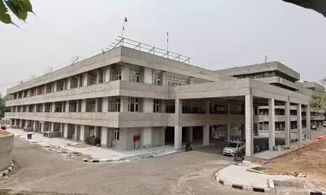 Chandigarh: GMCH ट्रॉमा सेंटर का लंबा इंतजार खत्म होने की संभावना Chandigarh: GMCH ट्रॉमा सेंटर का लंबा इंतजार खत्म होने की संभावना