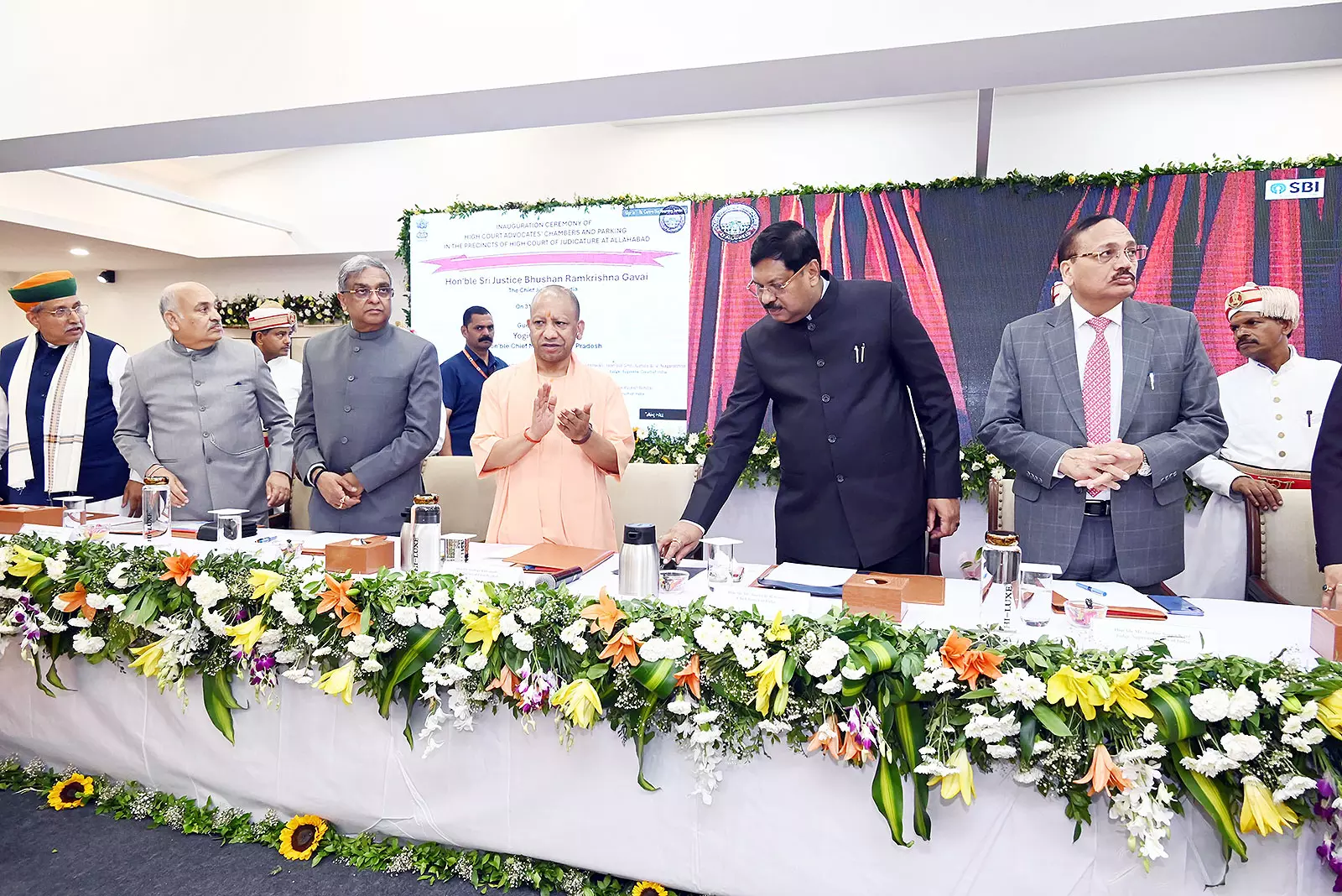 Prayagraj: इलाहाबाद हाईकोर्ट में नए अधिवक्ता चैंबर और पार्किंग सुविधा का शुभारंभ Prayagraj: इलाहाबाद हाईकोर्ट में नए अधिवक्ता चैंबर और पार्किंग सुविधा का शुभारंभ