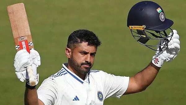 Karun Nair ने दोहरा शतक जड़कर अभ्यास मैच में भारत की टेस्ट दावेदारी मजबूत की Karun Nair ने दोहरा शतक जड़कर अभ्यास मैच में भारत की टेस्ट दावेदारी मजबूत की