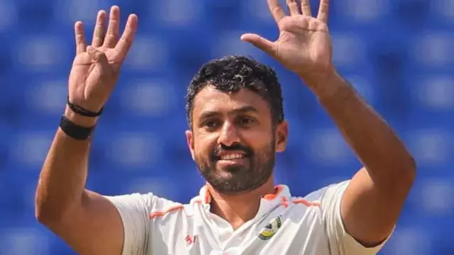 भारत ए के लिए करुण नायर ने खेली दोहरी सेंचुरी भारत ए के लिए करुण नायर ने खेली दोहरी सेंचुरी