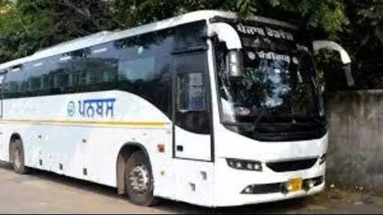 Punjab Roadways: ड्राइवरों की कमी से बस सेवा प्रभावित Punjab Roadways: ड्राइवरों की कमी से बस सेवा प्रभावित