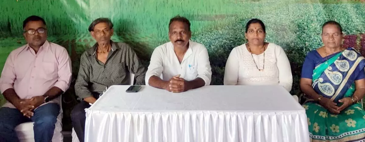 Nachinola किसान क्लब 1 लाख वर्ग मीटर बंजर सामुदायिक भूमि को पुनर्जीवित करेगा Nachinola किसान क्लब 1 लाख वर्ग मीटर बंजर सामुदायिक भूमि को पुनर्जीवित करेगा