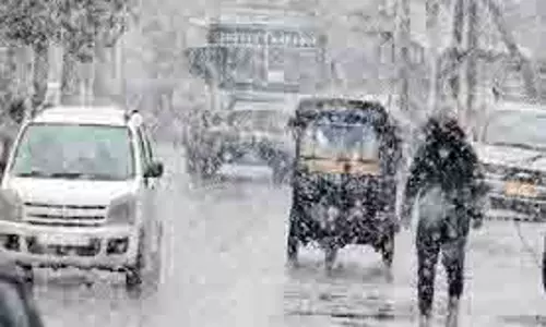 Himachal Weather: चोटियों पर बर्फबारी, मैदानी इलाकों में बारिश-ओलावृष्टि Himachal Weather: चोटियों पर बर्फबारी, मैदानी इलाकों में बारिश-ओलावृष्टि