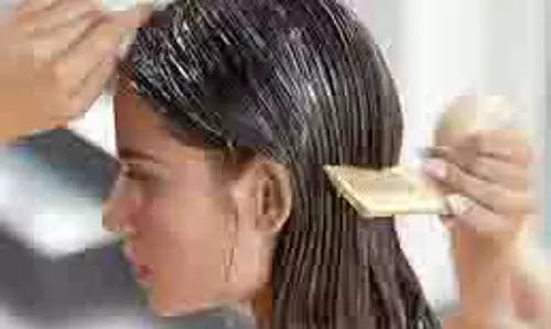 Hair Care: त्वचा ही नहीं बालों के लिए भी वरदान है मुल्तानी मिट्टी, बनाएं ये आसान हेयर पैक Hair Care: त्वचा ही नहीं बालों के लिए भी वरदान है मुल्तानी मिट्टी, बनाएं ये आसान हेयर पैक