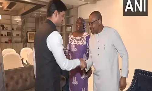 श्रीकांत शिंदे ने Sierra Leone के उपराष्ट्रपति के साथ बैठक में समूह 4 के प्रतिनिधिमंडल का नेतृत्व किया