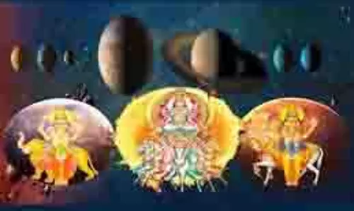 Trigrahi Yog 2025: कई सालों बाद बनने जा रहा है सूर्य-बृहस्पति-बुध का त्रिग्रही योग, इन राशियों के लिए शुरू होंगे अच्छे दिन