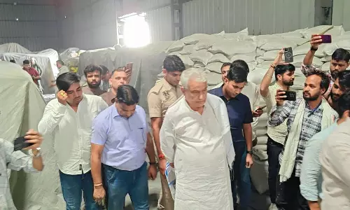Jaipur: नकली खाद बनाने वाली फर्मों के खिलाफ डॉ. किरोड़ी लाल मीणा का एक्शन
