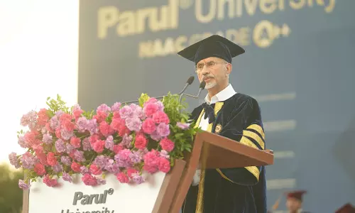 हम कभी भी परमाणु ब्लैकमेल के आगे नहीं झुकेंगे: वडोदरा में Jaishankar