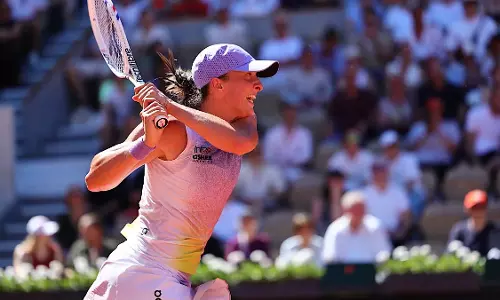 French Open: स्वियाटेक ने दूसरे सेट में जीत हासिल कर 24वीं जीत दर्ज की