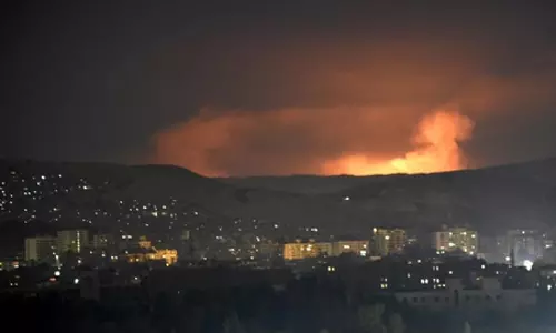 Israel ने सीरिया के तटीय प्रांतों में सैन्य ठिकानों पर हमला किया
