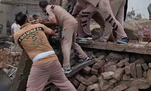 Muktsar पटाखा फैक्ट्री विस्फोट, मालिक पिता-पुत्र और मजदूर ठेकेदार गिरफ्तार Muktsar पटाखा फैक्ट्री विस्फोट, मालिक पिता-पुत्र और मजदूर ठेकेदार गिरफ्तार