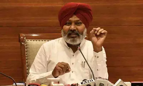 Punjab में एक्स्ट्रा न्यूट्रल शराब की तस्करी करने वाले रैकेट का भंडाफोड़ Punjab में एक्स्ट्रा न्यूट्रल शराब की तस्करी करने वाले रैकेट का भंडाफोड़