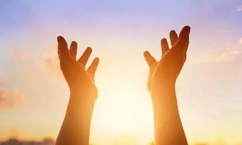 तेलंगाना : में माओवादी हिंसा को बड़ा ब्रेक, 8 ने किया सरेंडर तेलंगाना : में माओवादी हिंसा को बड़ा ब्रेक, 8 ने किया सरेंडर