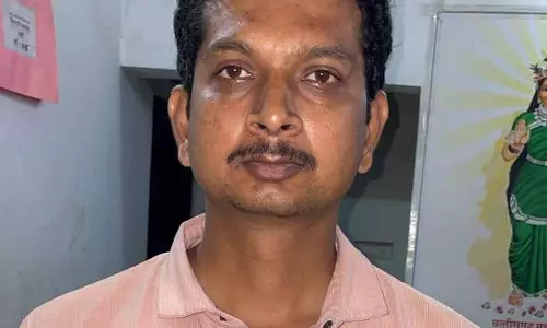 रायपुर पुलिस को मिली बड़ी सफलता, सांई प्रसाद प्रापर्टीज लिमिटेड कंपनी का फरार डायरेक्टर गिरफ्तार रायपुर पुलिस को मिली बड़ी सफलता, सांई प्रसाद प्रापर्टीज लिमिटेड कंपनी का फरार डायरेक्टर गिरफ्तार