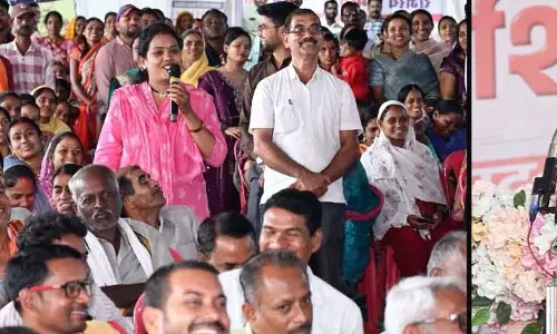 रिमझिम बारिश होती रही, CM साय समाधान शिविर में शामिल हुए