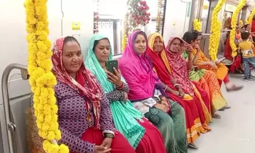 PM Modi ने देवी अहिल्याबाई होल्कर जयंती पर इंदौर मेट्रो का उद्घाटन किया PM Modi ने देवी अहिल्याबाई होल्कर जयंती पर इंदौर मेट्रो का उद्घाटन किया