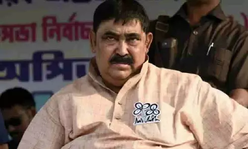 TMC नेता अनुब्रत मंडल अपमानजनक भाषा मामले में पुलिस के सामने पेश नहीं हुए