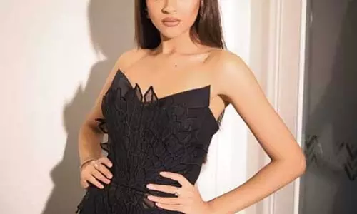 मिस वर्ल्ड फिनाले से पहले नंदिनी पर अपनों का आशीर्वाद, परिवार ने कहा - घर लेकर आओ क्राउन मिस वर्ल्ड फिनाले से पहले नंदिनी पर अपनों का आशीर्वाद, परिवार ने कहा - घर लेकर आओ क्राउन