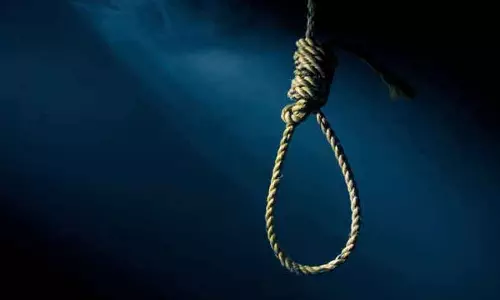 Jalandhar: 16 वर्षीय किशोर ने फांसी लगाकर आत्महत्या कर ली Jalandhar: 16 वर्षीय किशोर ने फांसी लगाकर आत्महत्या कर ली