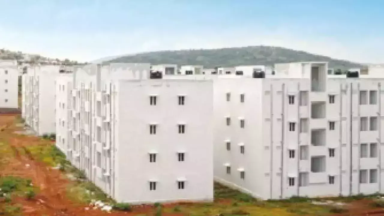 Telangana : सिरसिला में इंदिराम्मा आवास योजना में देरी पोंगुलेटी Telangana : सिरसिला में इंदिराम्मा आवास योजना में देरी पोंगुलेटी