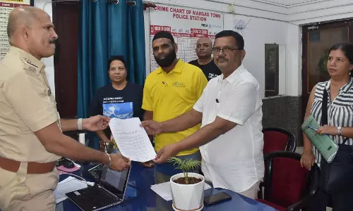 GOA: रावनफोंड ब्रिज परियोजना में लापरवाही का आरोप, मानसून से पहले सड़क का कटाव GOA: रावनफोंड ब्रिज परियोजना में लापरवाही का आरोप, मानसून से पहले सड़क का कटाव
