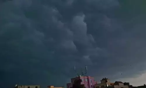 Odisha: आईएमडी ने ओडिशा में आंधी-तूफान के साथ बिजली गिरने की चेतावनी जारी की