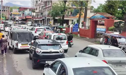 चार साल से अटका Dehradun ट्रैफिक प्लान, अब डीएम ने संभाली कमान चार साल से अटका Dehradun ट्रैफिक प्लान, अब डीएम ने संभाली कमान