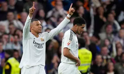 Real Madrid : की लगातार चौथी बड़ी जीत Real Madrid : की लगातार चौथी बड़ी जीत
