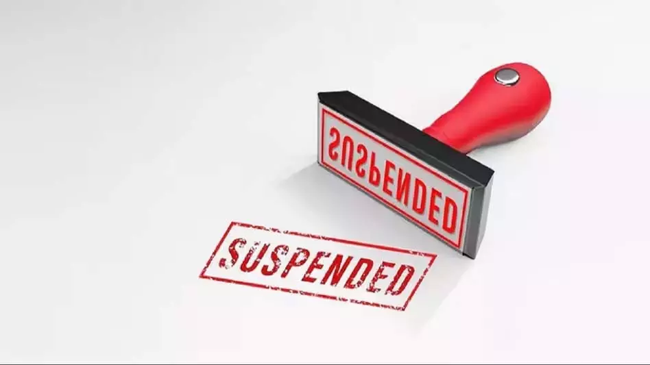 सिंगमपुनरी खदान दुर्घटना: दो अधिकारी निलंबित सिंगमपुनरी खदान दुर्घटना: दो अधिकारी निलंबित