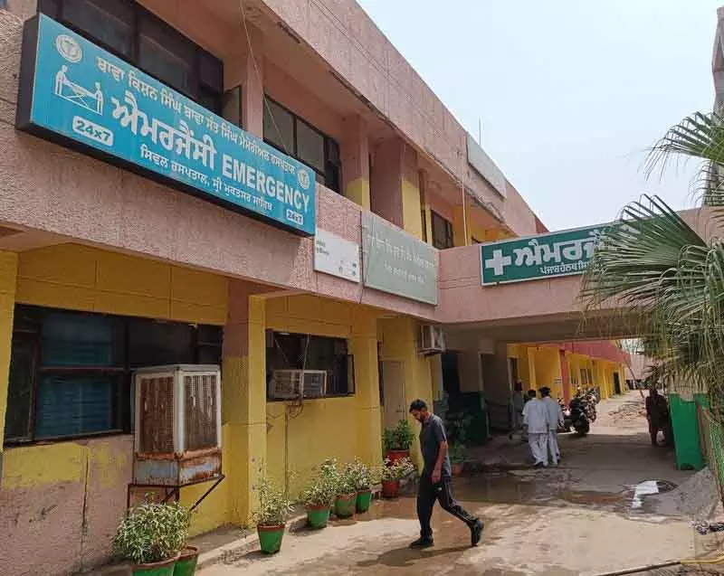 Muktsar सिविल अस्पताल के डॉक्टरों, नर्सों को कारण बताओ नोटिस Muktsar सिविल अस्पताल के डॉक्टरों, नर्सों को कारण बताओ नोटिस