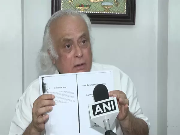 जयराम रमेश ने CDS के बयानों पर सरकार से किया सवाल जयराम रमेश ने CDS के बयानों पर सरकार से किया सवाल
