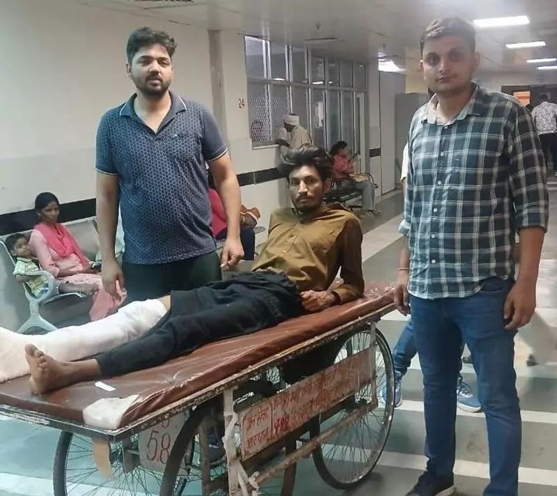 Sonipat में मुठभेड़ के बाद गोलीबारी मामले में वांछित 2 लोग गिरफ्तार Sonipat में मुठभेड़ के बाद गोलीबारी मामले में वांछित 2 लोग गिरफ्तार