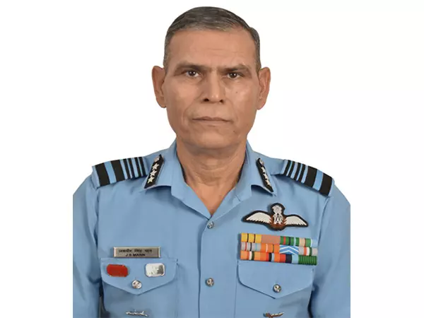 Air Marshal जसवीर सिंह मान ने पश्चिमी वायु कमान के वरिष्ठ एयर स्टाफ ऑफिसर का पदभार संभाला Air Marshal जसवीर सिंह मान ने पश्चिमी वायु कमान के वरिष्ठ एयर स्टाफ ऑफिसर का पदभार संभाला