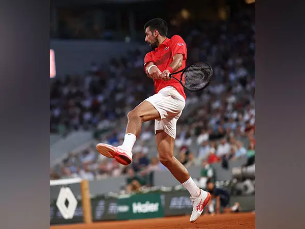 French Open: जोकोविच चौथे दौर में पहुंचे, मेजर में 99वीं जीत हासिल की French Open: जोकोविच चौथे दौर में पहुंचे, मेजर में 99वीं जीत हासिल की