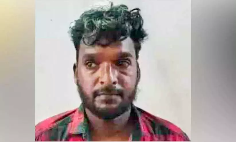 Kerala: पिता के सिर पर वार कर हत्या की कोशिश करने वाला युवक गिरफ्तार Kerala: पिता के सिर पर वार कर हत्या की कोशिश करने वाला युवक गिरफ्तार